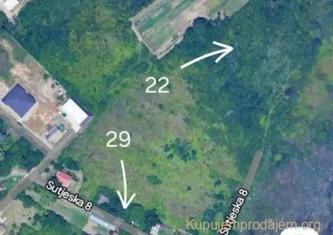 Prodaje se udeo u vlasništvu zemljišta, K.O. Krnjača - 1/3