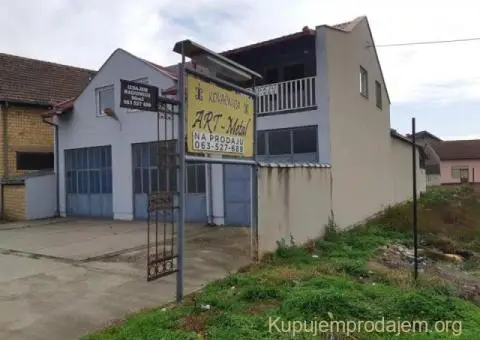 Prodajem proizvodno-stambeni prostor u Backoj Palanci - 3/8