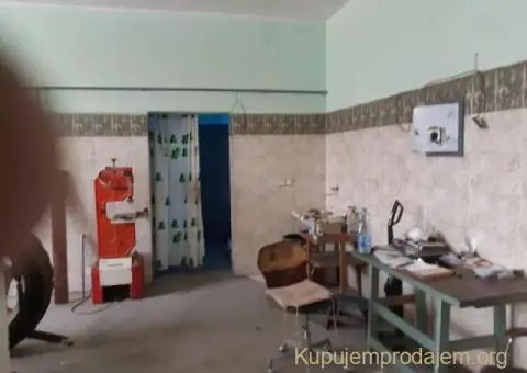 Prodajem proizvodno-stambeni prostor u Backoj Palanci - 4/8