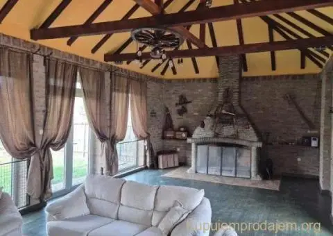 Prodajem izuzetnu kucu na selu,kompletno sredjenu,renoviranu,opremljenu - 3/15