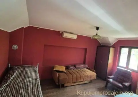 Prodajem izuzetnu kucu na selu,kompletno sredjenu,renoviranu,opremljenu - 6/15