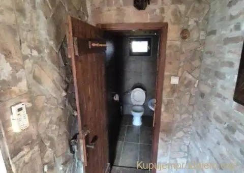 Prodajem izuzetnu kucu na selu,kompletno sredjenu,renoviranu,opremljenu - 10/15