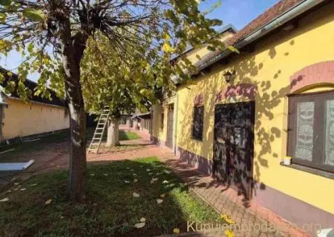 Prodajem izuzetnu kucu na selu,kompletno sredjenu,renoviranu,opremljenu - 15/15