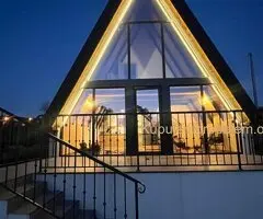 Na prodaju 2 A-Frame kuce sa bazenima