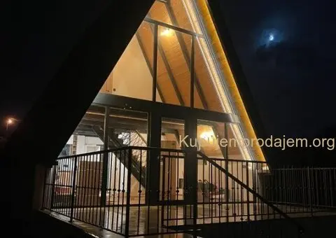 Na prodaju 2 A-Frame kuce sa bazenima - 2/15