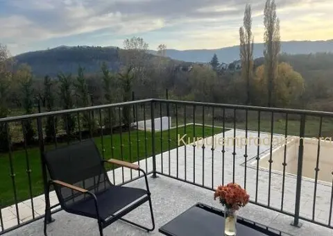 Na prodaju 2 A-Frame kuce sa bazenima - 14/15