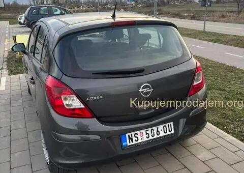 Opel Corsa D  1.2    2011. god - 2/7