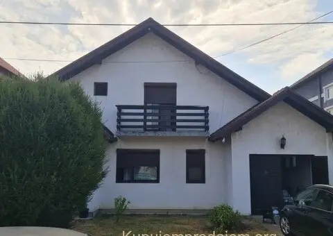 Kuca sa poslovnim objektom-Nova Pazova - 1/11