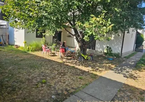 Kuca sa poslovnim objektom-Nova Pazova - 11/11