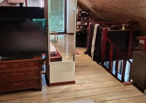 Centar Zemuna kuca sa dva stana-retko u ponudi - 8/15