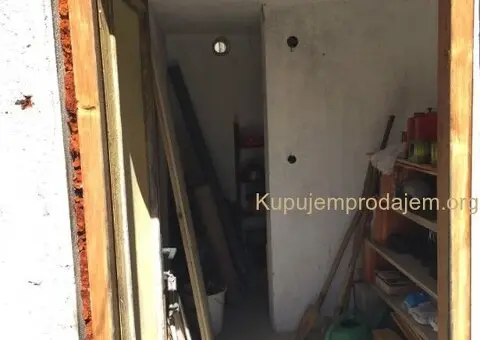 Prodajem vikendicu na Jelovoj Gori-Uzice - 9/10