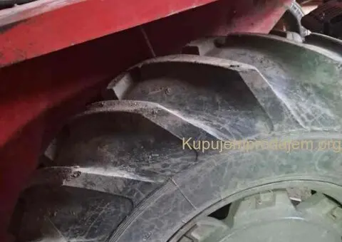 Traktor  IMT 560 s 44 motor 1987 god. - 3/7