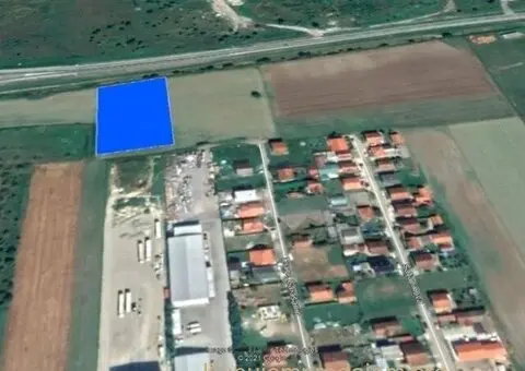 Industrijski plac u Novom Sadu uz auto put Subotica-Beograd - 1/10