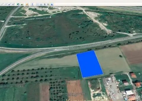 Industrijski plac u Novom Sadu uz auto put Subotica-Beograd - 9/10