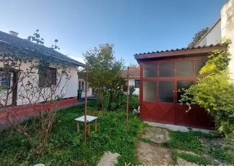 Kuca na prodaju Novi Sad-Detelinara - 2/7