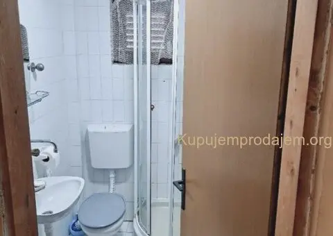 Izdaje se apartman-vikendica Ivanka,Srebrno jezero - 7/13