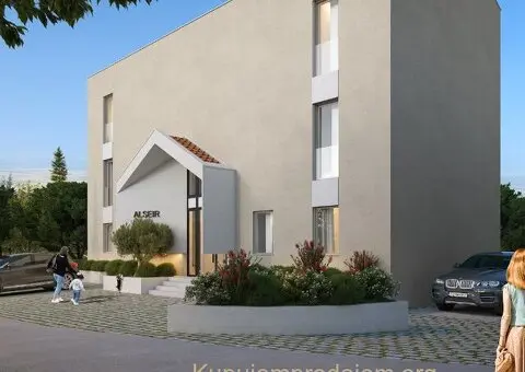 Prodaje se jednosoban stan u Tivtu - 6/10