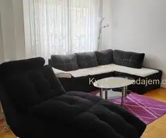 Prodajem očuvan nameštaj