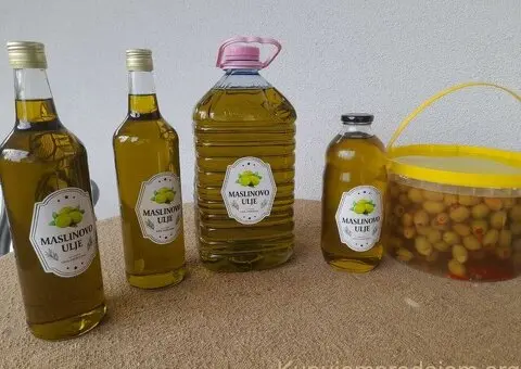 Domace maslinovo ulje i masline - 1/4