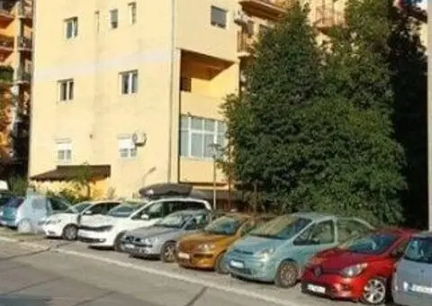 Prodajem nov,moderno opremljen stan - 15/15