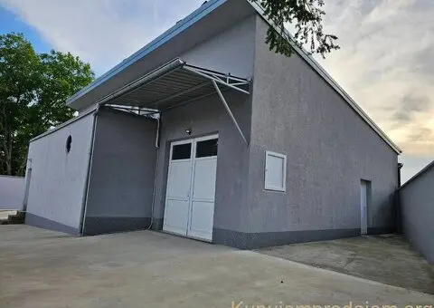 Izdajem ili prodajem poslovni prostor Smederevo-Vodanj - 5/15