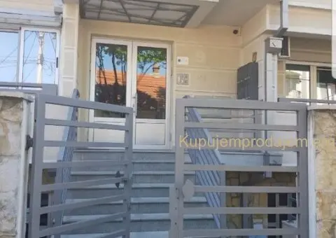 Prodajem ili izdajem LUX stan Beograd- Vozdovac - 14/15