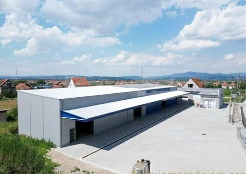 Hala 920m2 solarni paneli 50kw - 1/15