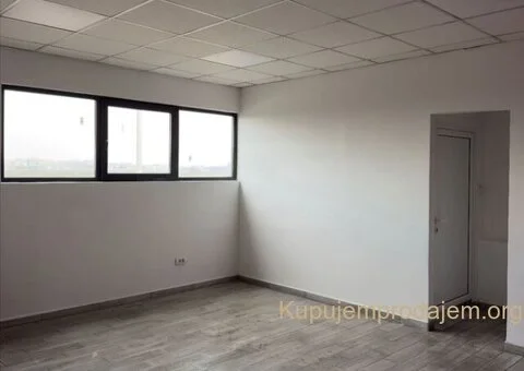 Hala/magacin za izdavanje - 6/15