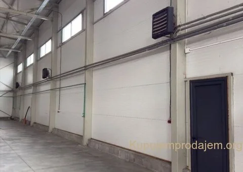 Hala/magacin za izdavanje - 10/15
